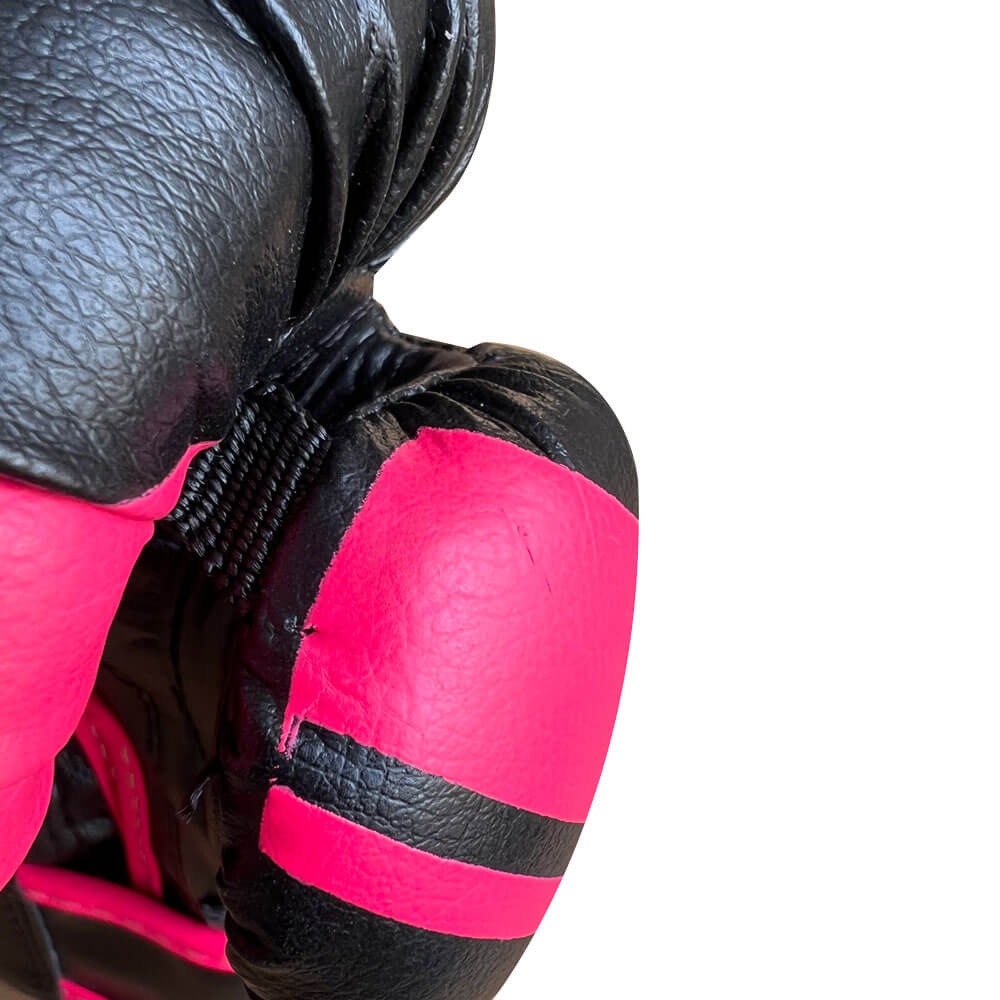 KIDS BOXING GEAR/GLOVES - Pink & Black