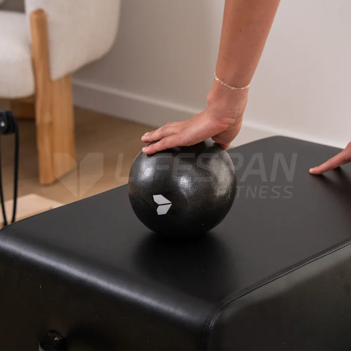 38cm Pilates Ring + 15cm Small & 22cm Medium Pilates Ball - Image 8